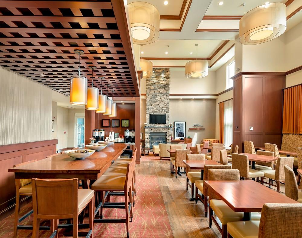 Hampton Inn & Suites Мистик Экстерьер фото