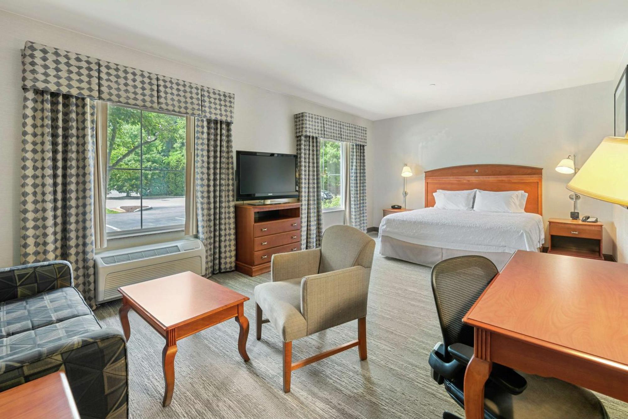 Hampton Inn & Suites Мистик Экстерьер фото