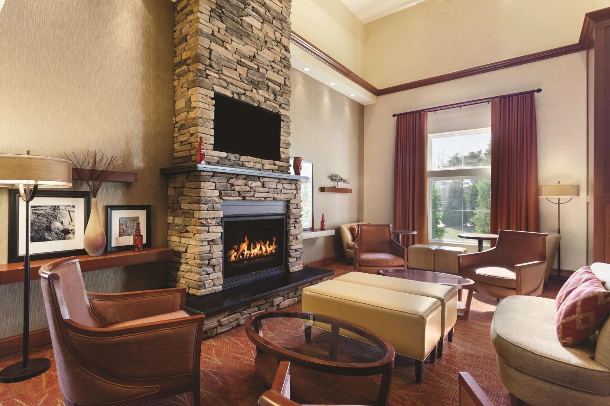 Hampton Inn & Suites Мистик Экстерьер фото
