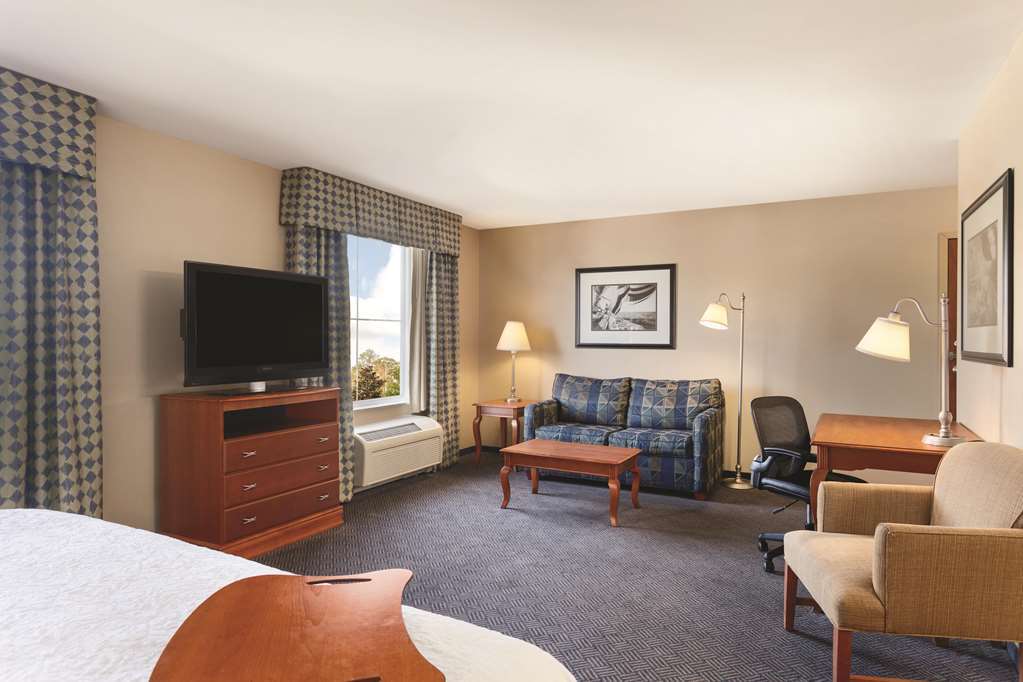 Hampton Inn & Suites Мистик Номер фото