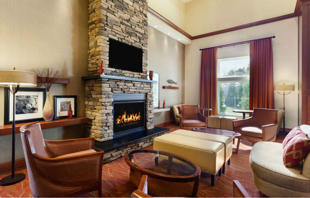 Hampton Inn & Suites Мистик Экстерьер фото